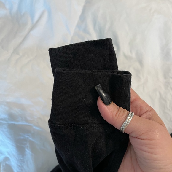 Marvel reversible avengers black sweatshirt - Picture 5 of 5